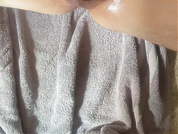 My first time jerking off and cumshot on camera