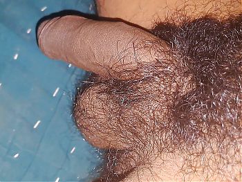 Im trying to Penetrate my Penis in my Wifes Pussy.